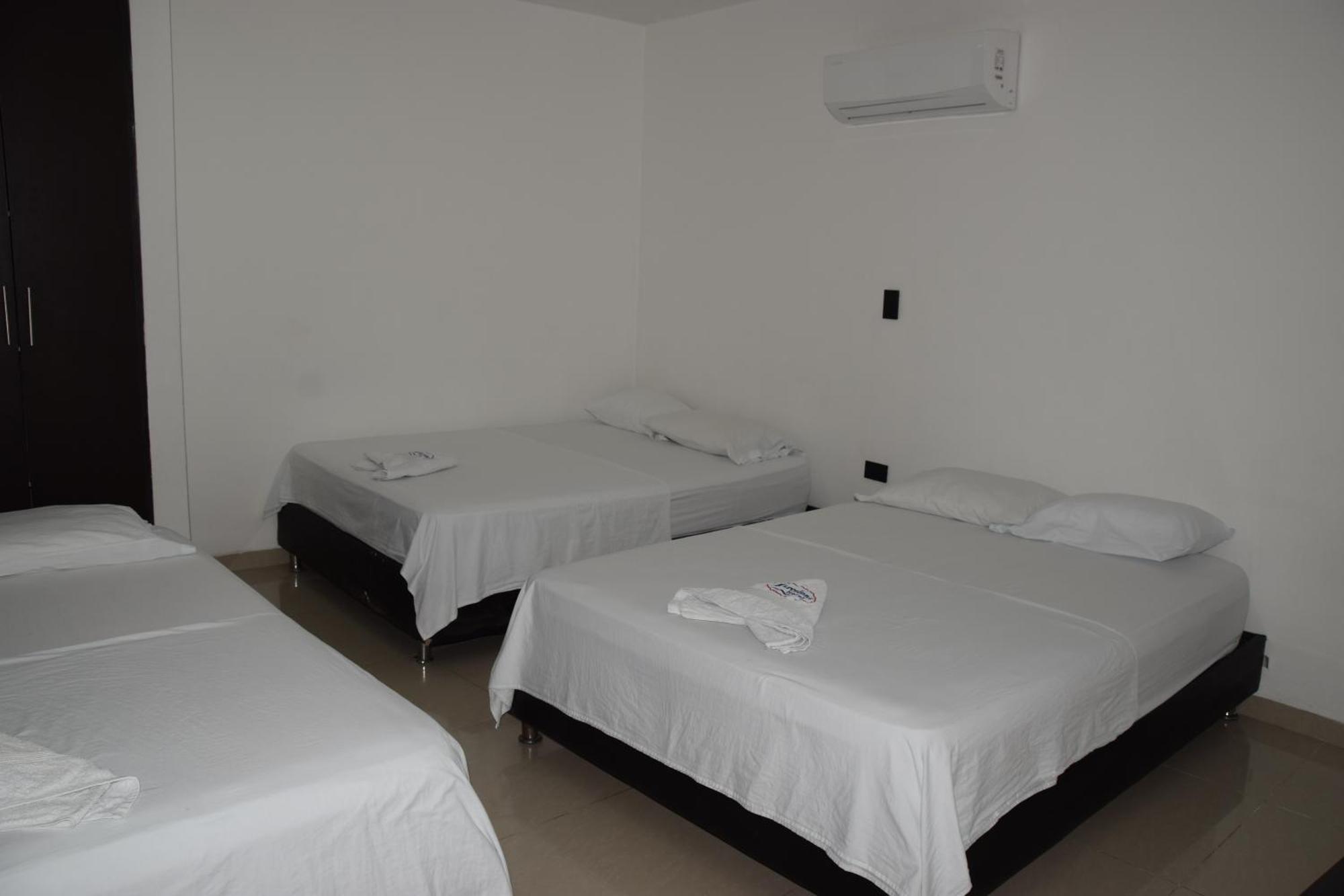 Hotel Barcelona Montería 외부 사진